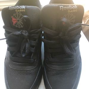 Reebok classics size 8 women’s